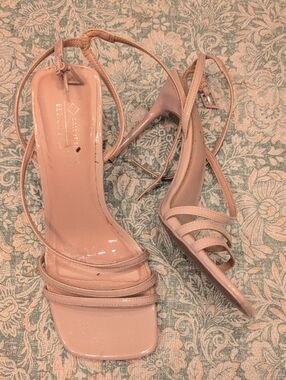 **CALL IT SPRING Nude Patent Strappy Heels Square Toe Slingback Sandals Women’s